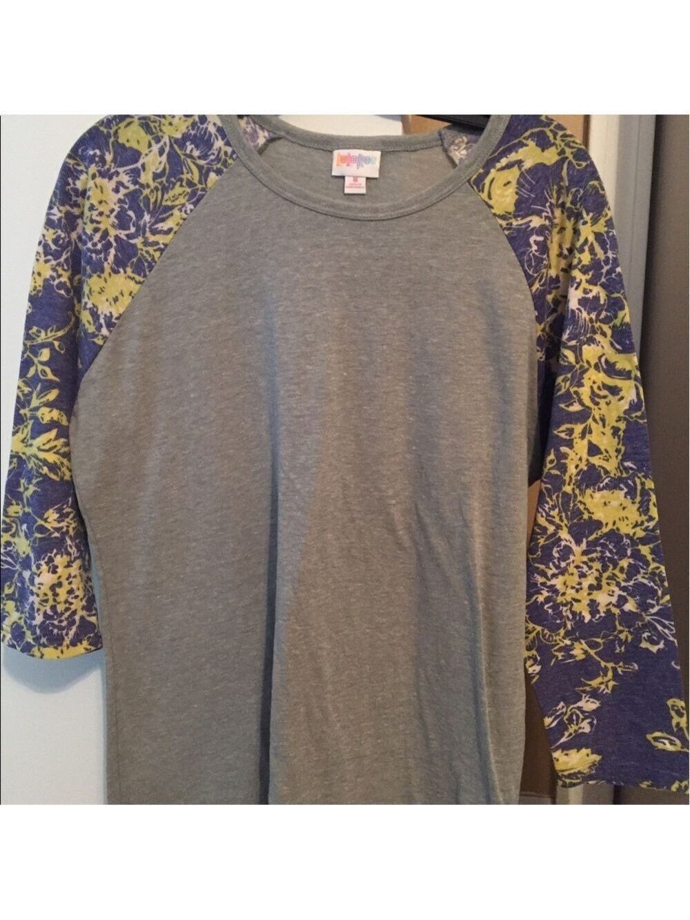 NWT LulaRoe Medium Floral Sleeve Randy